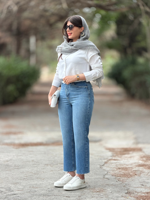شلوار جین زنانه مدل کراپ استریت کد ۲۳۸۴۰