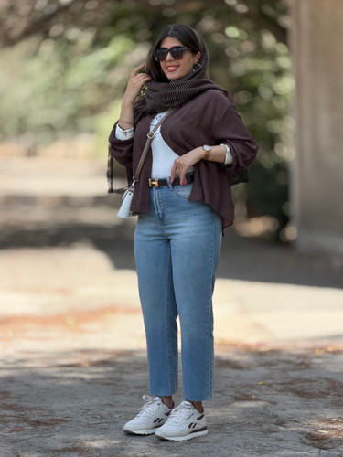 شلوار جین زنانه مدل کراپ استریت کد ۲۴۳۱۹