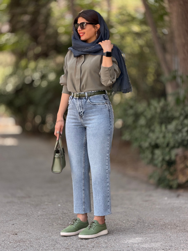 شلوار جین زنانه مدل کراپ استریت قد 90 رنگ ابی یخی کد 24956