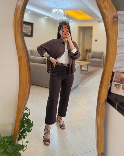 شلوار جین زنانه مدل کراپ استریت قهوه ای تیرهقد ۹۰ پارچه جین کشی